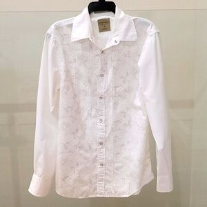Sonoma men's button down shirt. Size M